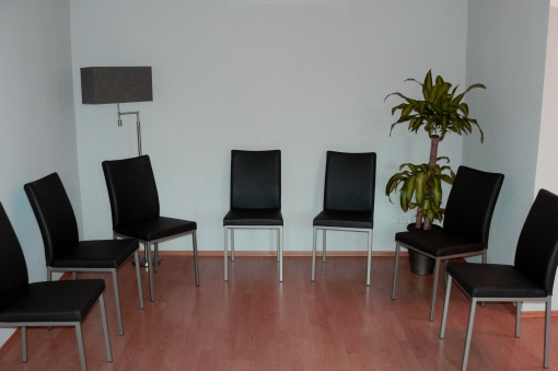 Der Gruppenraum in der Praxis fr Psychotherapie von Steffen Joo und Angelika Sonntag Frankfurt-Bornheim